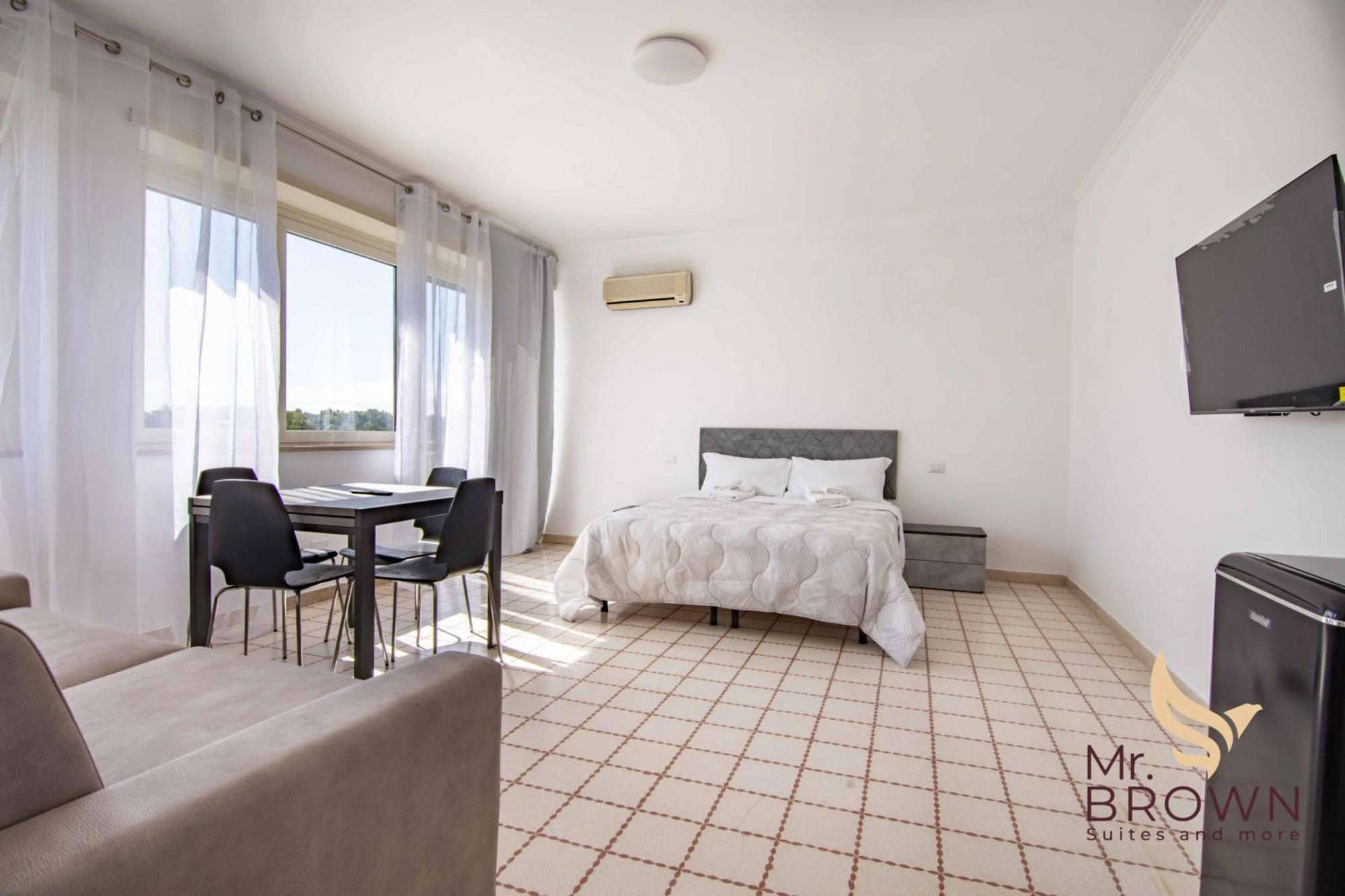Mr Brown Home And Suites — Foto’s 1